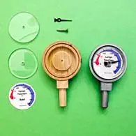 Das Manometer und seine Einzelteile Das Manometer und seine Einzelteile