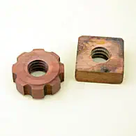 Spinnradbau: alte und neue Mutter im Vergleich Spinnradbau: alte und neue Mutter im Vergleich