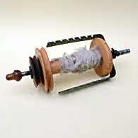 Spinnradbau: Spindel, Spule und Flügel (alt) Spinnradbau: Spindel, Spule und Flügel (alt)