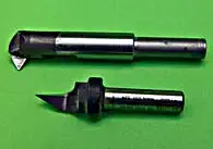 Bild 3: Die bestellten Fräser sind engetroffen! Oben: Fräser für Innengewinde und kurze Außengewinde. Unten:Fräser für Außengewinde (Schriftfräser) tmb thread cutter